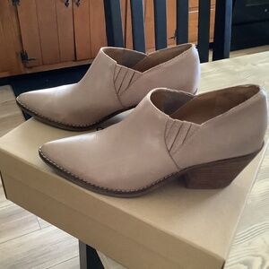Lucky brand  shoe boots